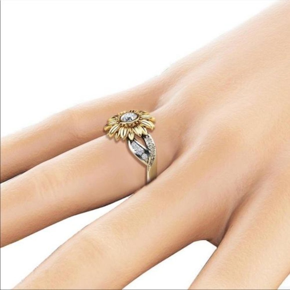 NEW 18K YELLOW&WHITE GOLD DIAMOND SUNFLOWER RING - Picture 3 of 3